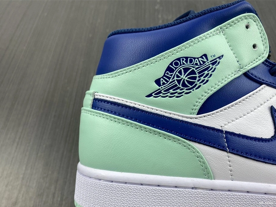 Jordan - Mid 1 Mystic Foam 554724-413 Navy Mint 0325